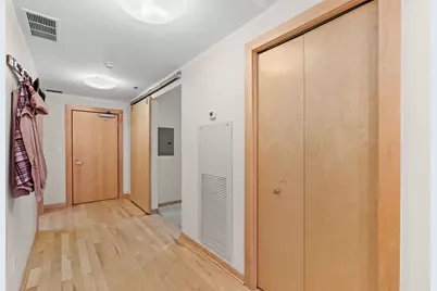 215 10th Avenue S #207, Minneapolis, MN 55415 - Photo 33