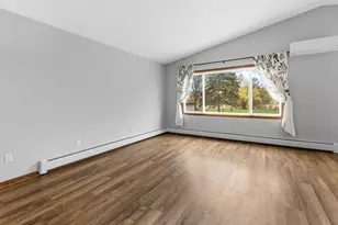 850 W 4th St, Rush City, MN 55069 - Photo 17