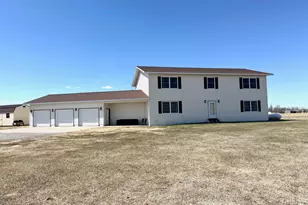 32661 Co Rd 16, Roseau, MN 56751 - Photo 1