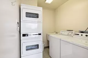 1225 Lasalle Ave, Minneapolis, MN 55403 - Photo 11