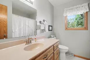806 6th Ave SE, Pipestone, MN 56164 - Photo 35