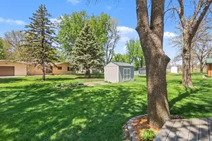 806 6th Ave SE, Pipestone, MN 56164 - Photo 41