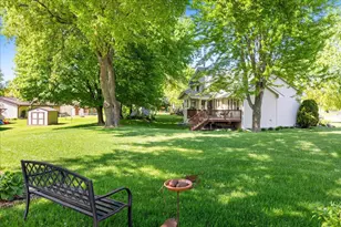 1217 Emerson Ct, Burnsville, MN 55337 - Photo 9
