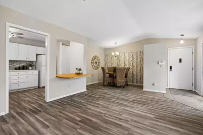 9701 Cimarron Trail, Minnetonka, MN 55305 - Photo 9