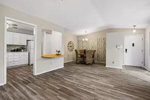 9701 Cimarron Trail, Minnetonka, MN 55305 - Photo 9