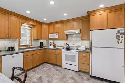 14400 38th Avenue N, Plymouth, MN 55446 - Photo 5