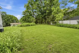 7516 W 77th St, Chaska, MN 55318 - Photo 31