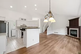 7516 W 77th St, Chaska, MN 55318 - Photo 13