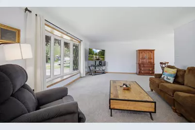 105 21st Street NW, Austin, MN 55912 - Photo 5
