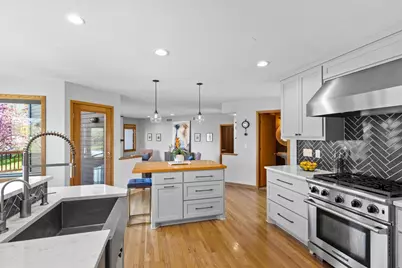6315 Sequoia Circle, Eden Prairie, MN 55346 - Photo 7
