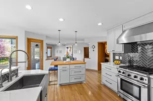 6315 Sequoia Cir, Eden Prairie, MN 55346 - Photo 7