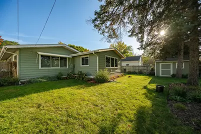 908 11 1/2 Street SW, Rochester, MN 55902 - Photo 5