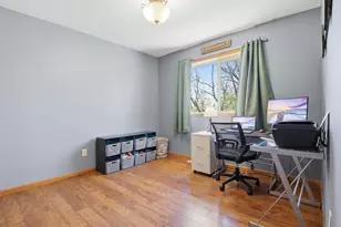 681 W River Dr, New London, MN 56273 - Photo 15