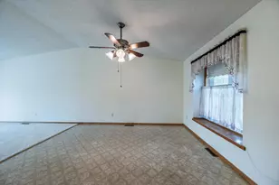 2506 21st Ave E, Hibbing, MN 55746 - Photo 7