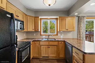 3220 Marlin Ave, Vadnais Heights, MN 55127 - Photo 9