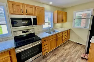 1408 11th Ave NW, Austin, MN 55912 - Photo 7