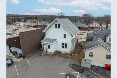 917 Broadway Avenue N, Rochester, MN 55906 - Photo 1