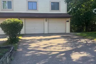 2506 Woodbridge St, Roseville, MN 55113 - Photo 1