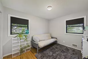 6924 Drew Ave N, Brooklyn Center, MN 55429 - Photo 11