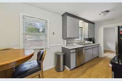 6924 Drew Avenue N, Brooklyn Center, MN 55429 - Photo 5