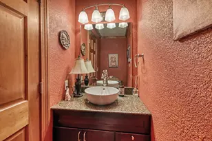 11 Briarwood Pl, Fargo, ND 58104 - Photo 41