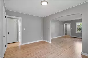 2082 Berkeley Ave, Saint Paul, MN 55105 - Photo 17