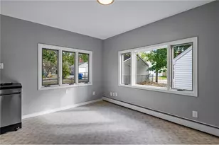 2082 Berkeley Ave, Saint Paul, MN 55105 - Photo 15