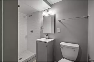 2082 Berkeley Ave, Saint Paul, MN 55105 - Photo 25