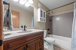 2147 Ponds Ct, Shakopee, MN 55379 - Photo 33