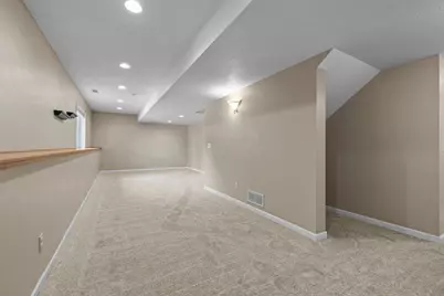 2147 Ponds Court, Shakopee, MN 55379 - Photo 45