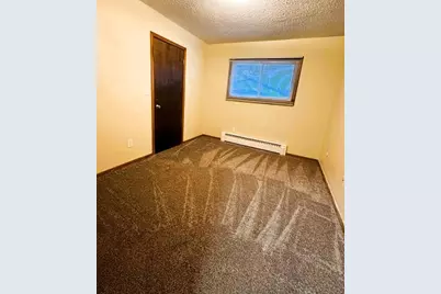 403 8 1/2 Avenue NW, Rochester, MN 55901 - Photo 9