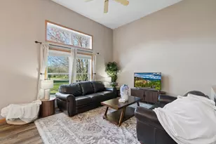 2121 St Johns Ct, Woodbury, MN 55129 - Photo 3