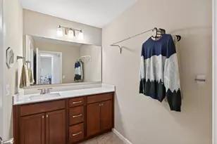 5970 Urbandale Ln N, Plymouth, MN 55446 - Photo 9