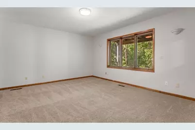 1948 Crown Point Drive, Mendota Heights, MN 55118 - Photo 17