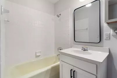 1948 Crown Point Drive, Mendota Heights, MN 55118 - Photo 19