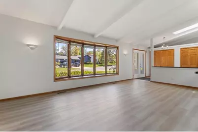 1948 Crown Point Drive, Mendota Heights, MN 55118 - Photo 3