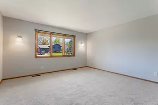 1948 Crown Point Dr, Mendota Heights, MN 55118 - Photo 13