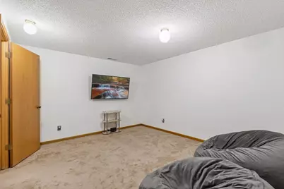 10270 Arrowwood Drive, Eden Prairie, MN 55347 - Photo 23