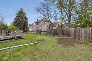 10270 Arrowwood Dr, Eden Prairie, MN 55347 - Photo 39