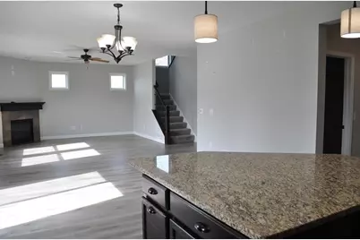 6886 Jewel Avenue S, Cottage Grove, MN 55016 - Photo 9