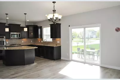 6886 Jewel Avenue S, Cottage Grove, MN 55016 - Photo 7