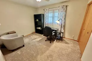 608 Elaine Ave, Marshall, MN 56258 - Photo 9
