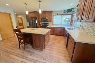 608 Elaine Ave, Marshall, MN 56258 - Photo 3