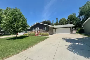 608 Elaine Ave, Marshall, MN 56258 - Photo 19