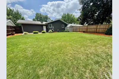 608 Elaine Avenue, Marshall, MN 56258 - Photo 17