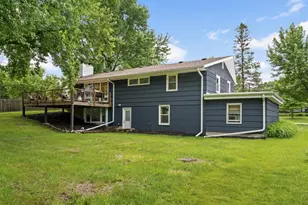 11200 Oakvale Rd N, Minnetonka, MN 55305 - Photo 29