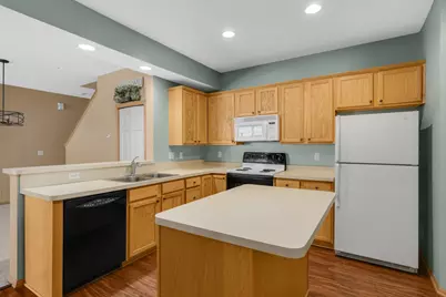13915 52nd Avenue N #1207, Plymouth, MN 55446 - Photo 7