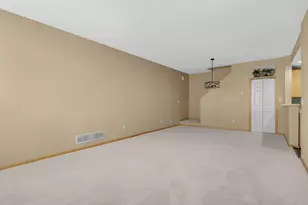 13915 52nd Ave N, Plymouth, MN 55446 - Photo 5