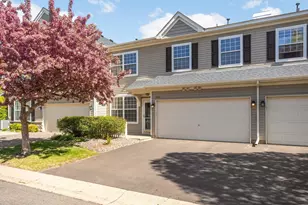 13915 52nd Ave N, Plymouth, MN 55446 - Photo 1