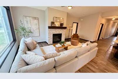 1017 109th Court NE, Blaine, MN 55434 - Photo 5